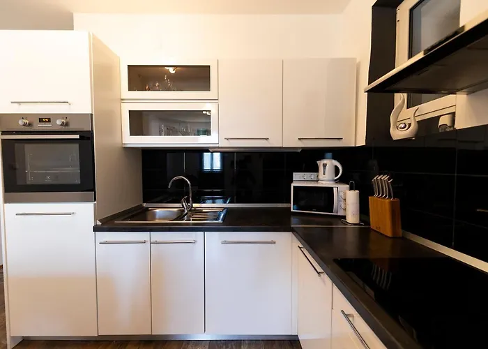 Beachfront Roko Апартаменты